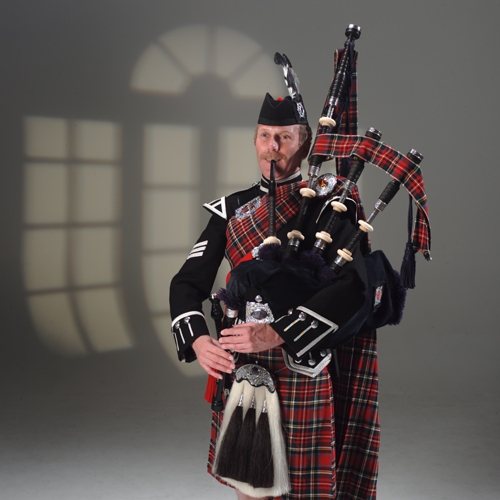 Dave Harper Norwich Bagpiper Dave Harper