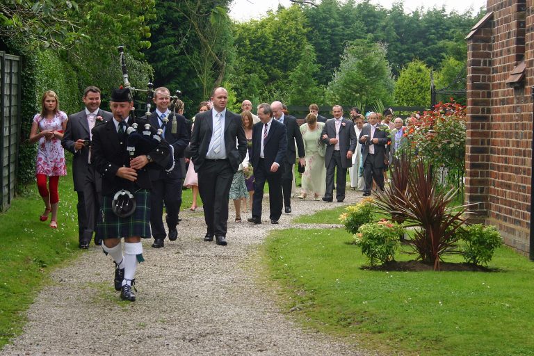 Bagpiper in South Wales John Campbell Main 3a 768x512