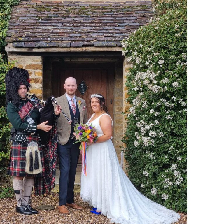 bradford bagpiper 768x768