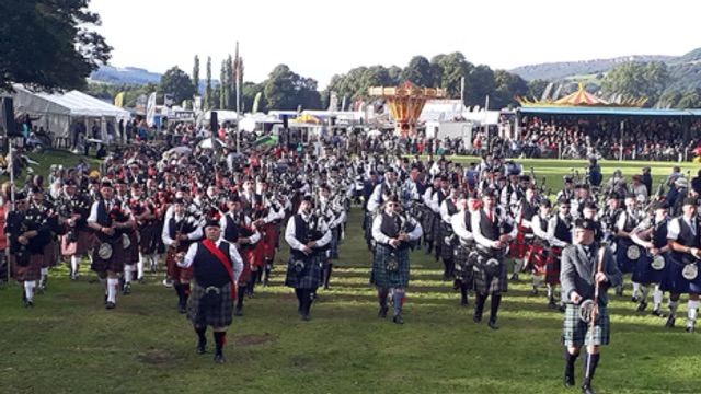 Derby Bagpiper Hire Derby Bagpiper Hire